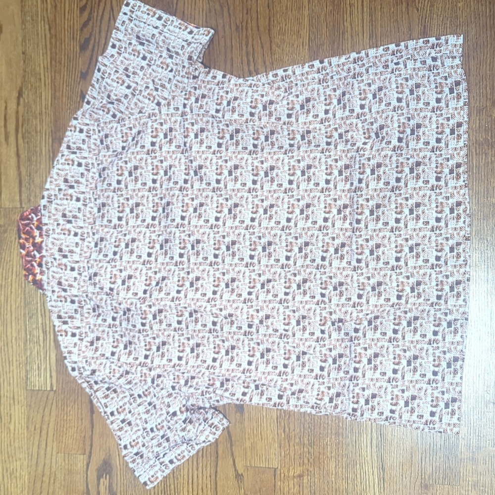 Mint Condition Robert Graham Button Up - image 8